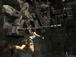 LARA CROFT TOMB RAIDER ANNIVERSARY PSP - Image 5
