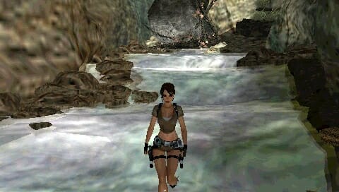 LARA CROFT TOMB RAIDER LEGEND (PLATINUM) PSP (SEMI-NOVO) - Image 2