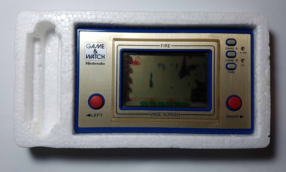 GAME & WATCH FIRE - Image 2