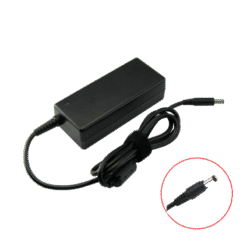 CARREGADOR COMPATÍVEL TOSHIBA 19V 4.74A 5.5X2.5MM (SEMI-NOVO)