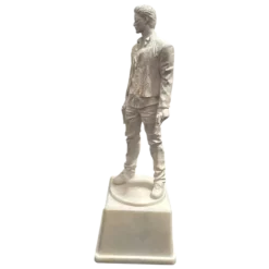 ESTATUA SAINTS ROW 4 JOHNNY GAT MEMORIAL STATUE IG2
